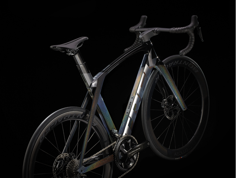 Trek Madone SLR 9 Carbon Road Bike 2023 in Dark Prismatic-4