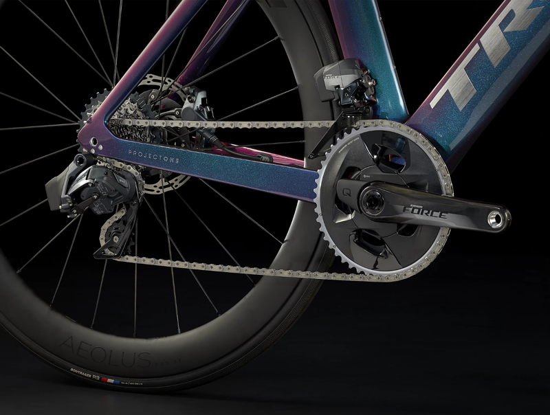 Trek Madone SLR 7 eTap Aero Road Bike 2023 in Purple-3