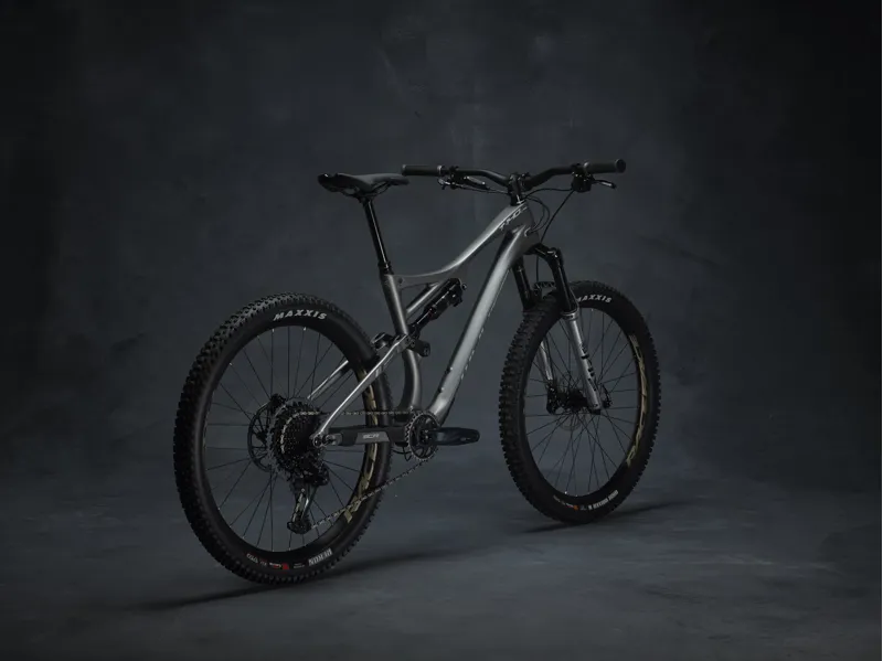 Whyte T-140C RS V1 Full Suspension Mountain Bike 2021 in Silver-2