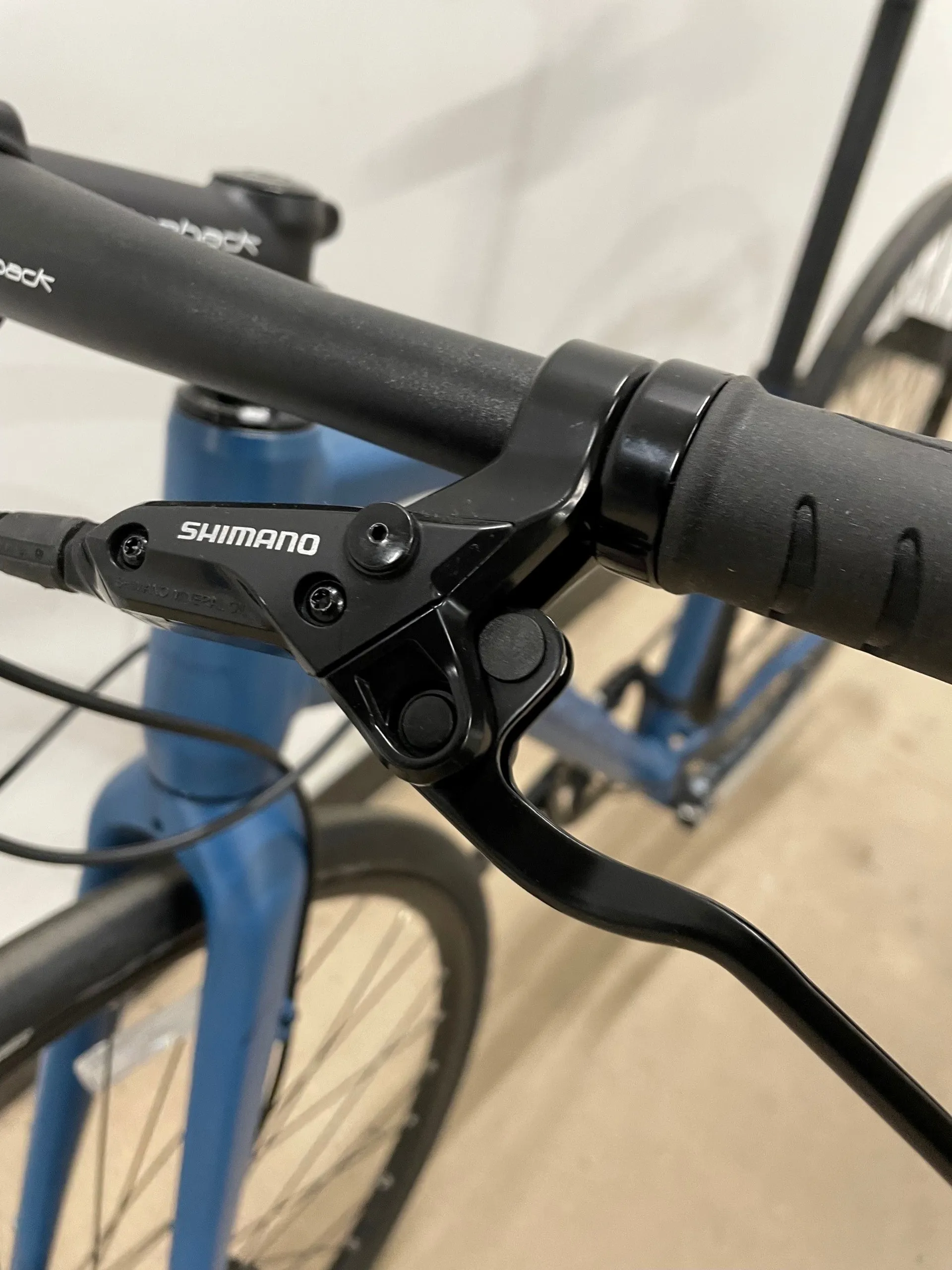 EX-DISPLAY Ridgeback Flight 04 Unisex Hybrid Bike X-Small 2021 in Blue