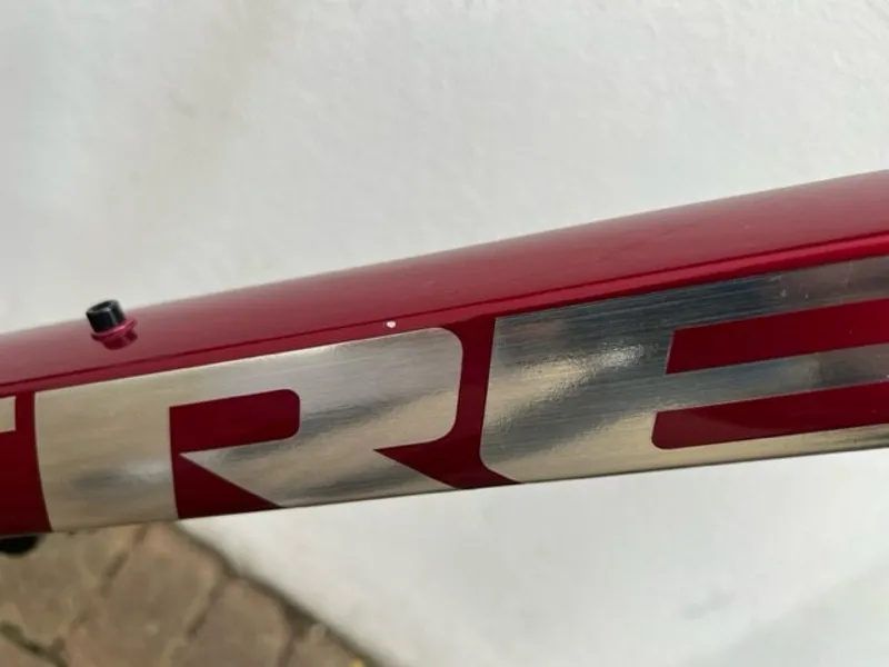 EX DISPLAY Trek Dual Sport 3 Hybrid Bike Medium 2023 in Rage Red -5