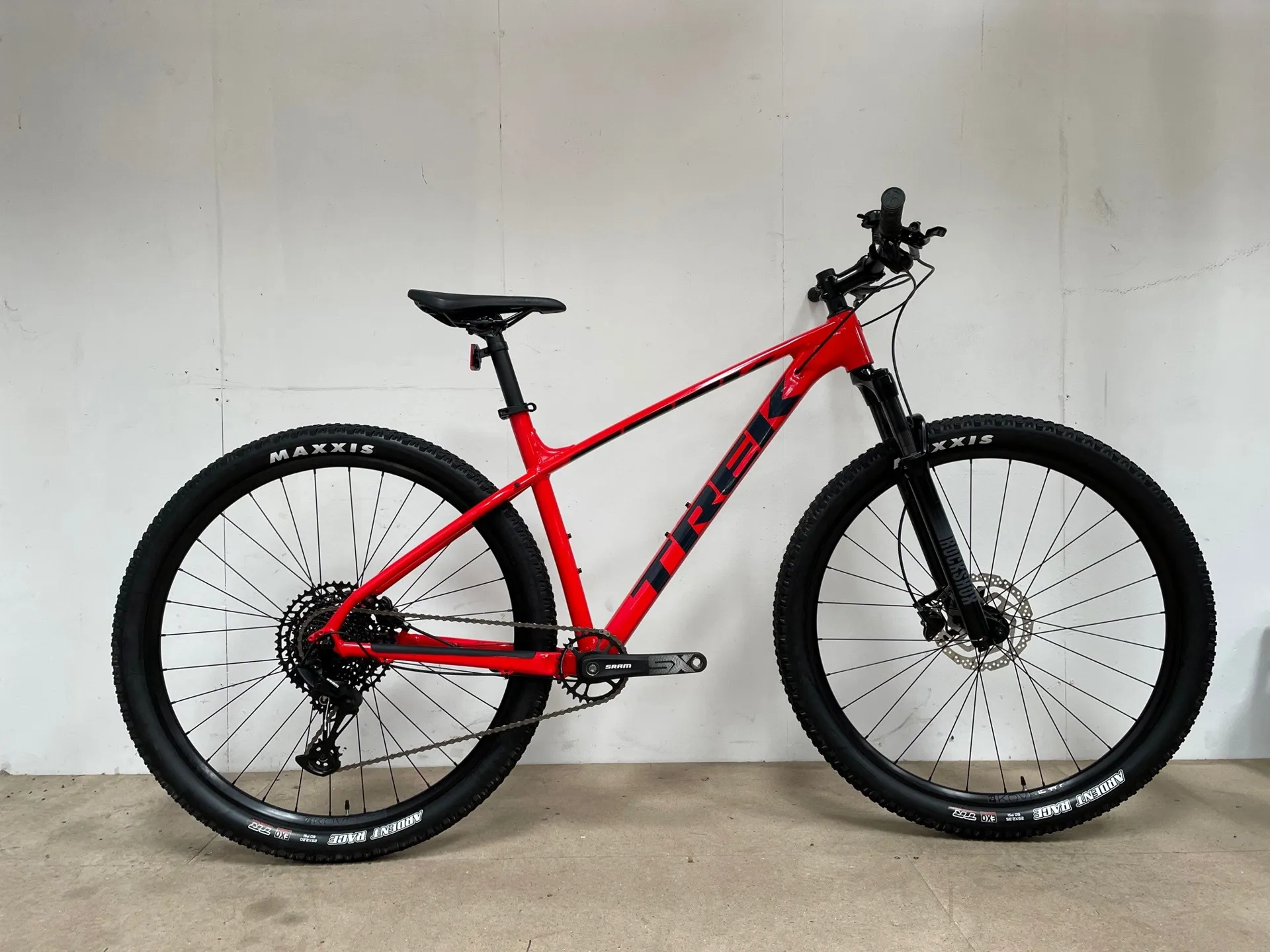 trek ex demo sale