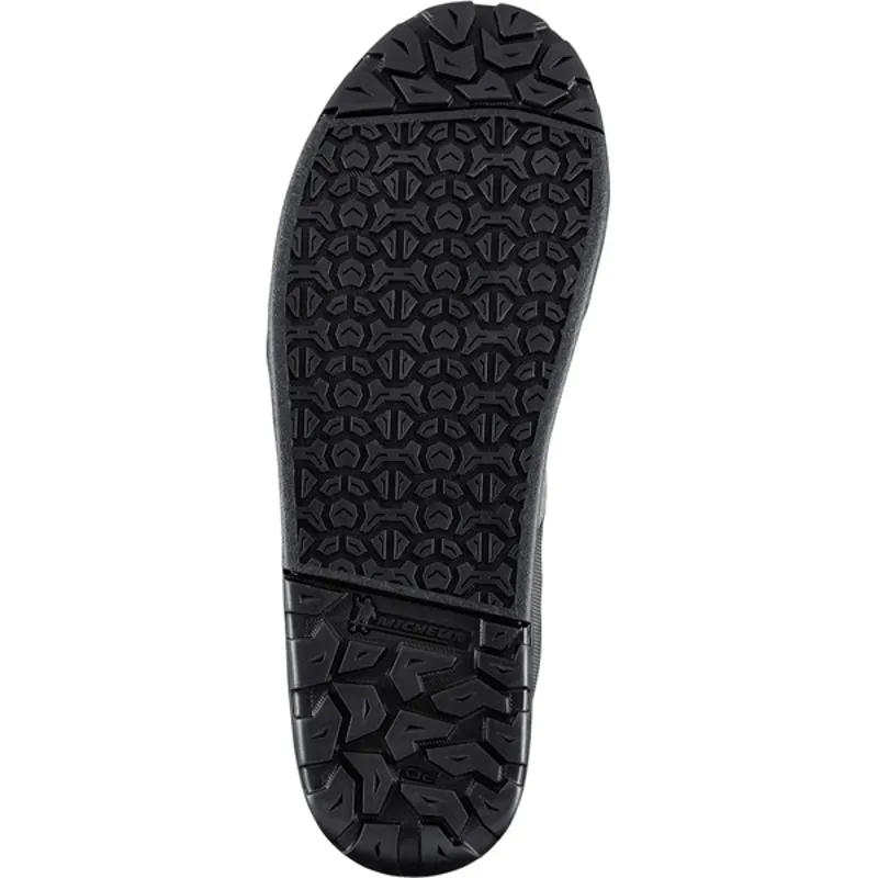 Shimano GR701 Flat Shoes in Black-1