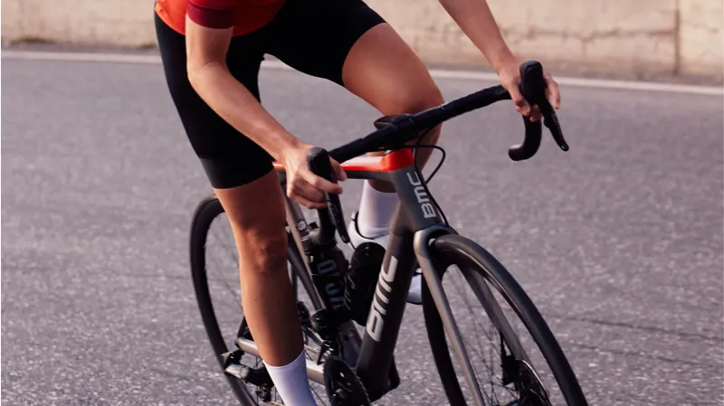 BMC Teammachine SLR01 Disc Four Mens Road Bike in Grey and Red-8