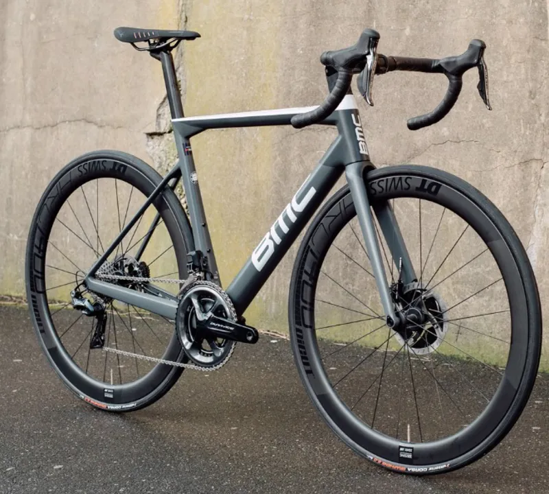 BMC Teammachine SLR01 Disc Two Mens Road Bike in Race Grey and White-6