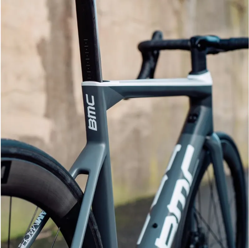 BMC Teammachine SLR01 Disc Two Mens Road Bike in Race Grey and White-9