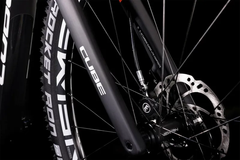 Cube Elite 240 c:62 Pro Kids Bike 2022 in Black-4