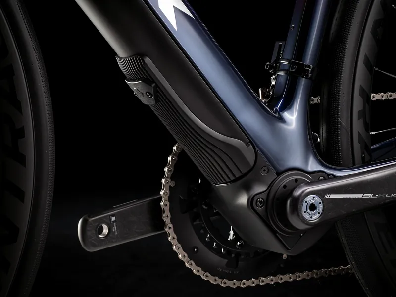 Trek Domane + LT 7 Electric Road Bike 2021 in Red/Blue-3