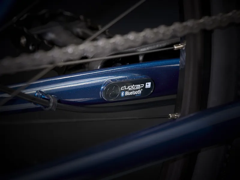 Trek Dual Sport 2 Hybrid Bike 2021 in Mulsanne Blue-10