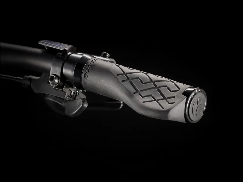 Trek Dual Sport 3 Hybrid Bike 2021 in Lithium Grey-3