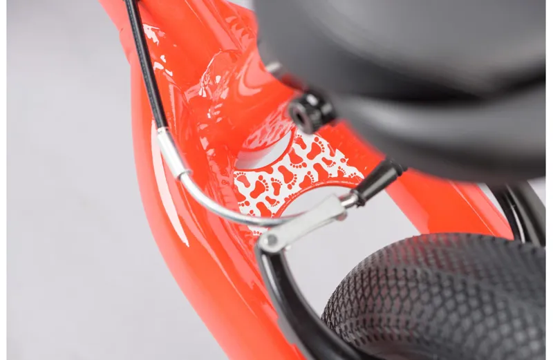 Ridgeback Scoot Balance Bike 2022 in Red-7