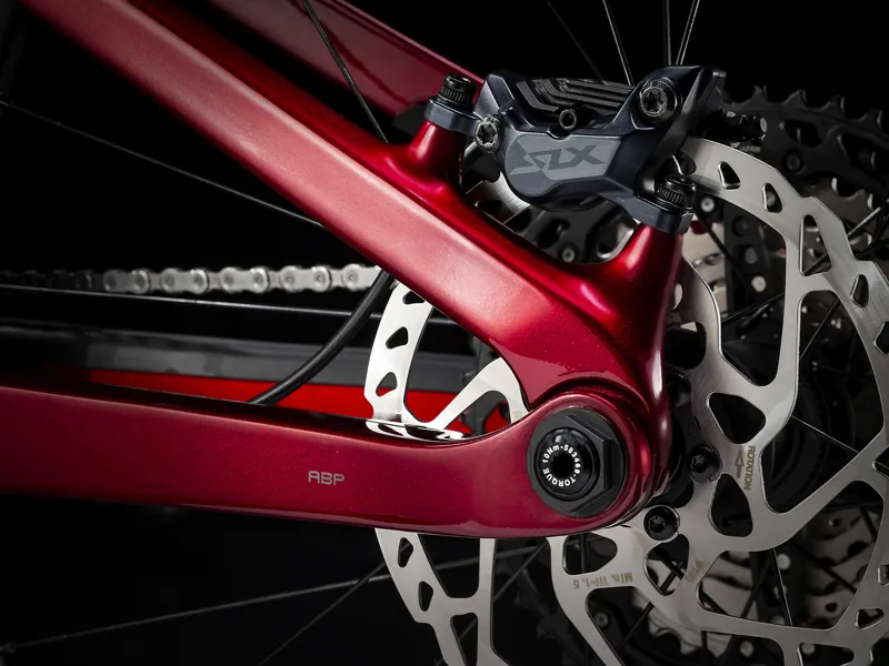 Trek Fuel EX 9.8 XT Mens Full Suspension Mountain Bike in Red Rage-5