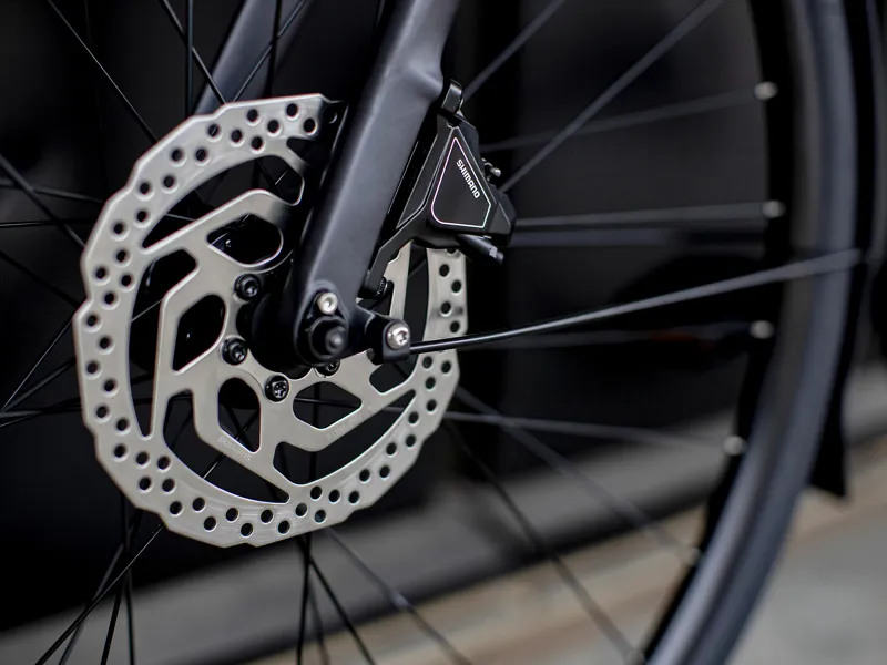 Trek FX 3 Disc Equipped Hybrid Commuter Bike 2021 in Black-2