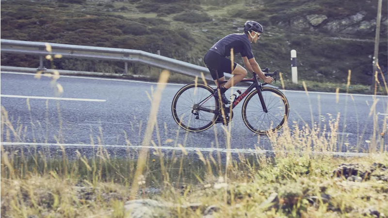 BMC Teammachine SLR02 Three Mens Road Bike in Grey and Candy Green-9