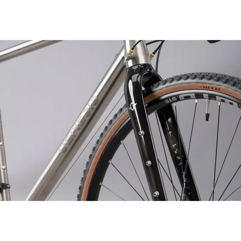 Genesis Croix De Fer Ti Gravel Bike 2021 in Titanium -2