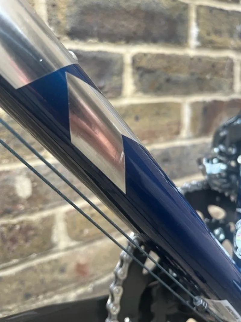 EX DISPLAY Trek Domane AL 2 Road Bike 54cm 2023 in Metallic Blue -3