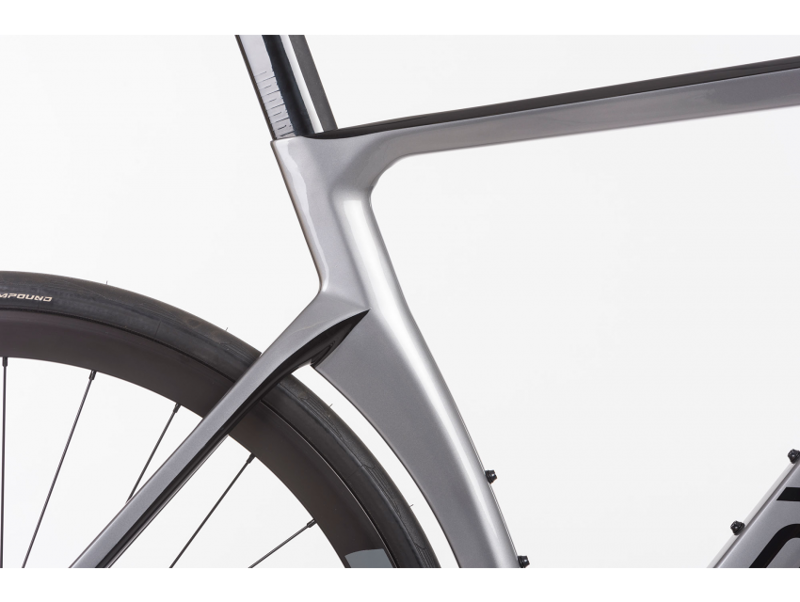 Orro Venturi Evo 105 Carbon Road Bike 2022 in Silver-2