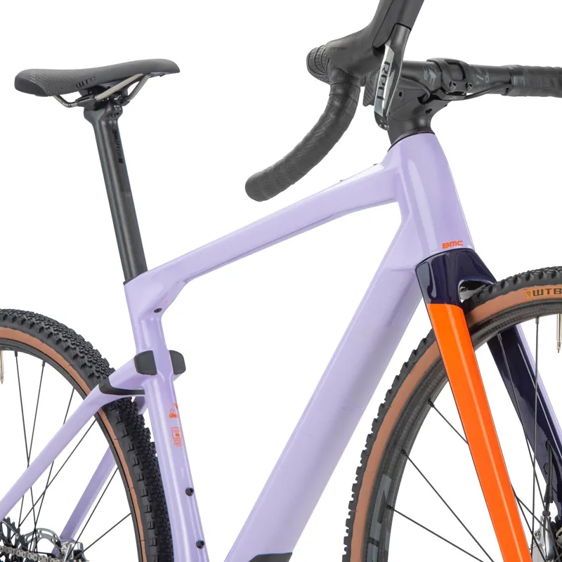 BMC Unrestricted 01 One RED eTap AXS Eagle Gravel Bike 2023 in Lavender Haze/Orange-3