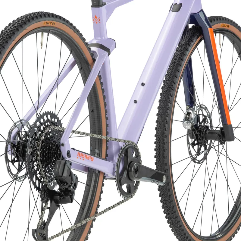 BMC Unrestricted 01 One RED eTap AXS Eagle Gravel Bike 2023 in Lavender Haze/Orange-5