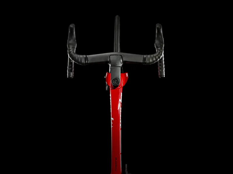 Trek Madone SLR 6 Disc Carbon Road Race Bike 2020 in Red-8