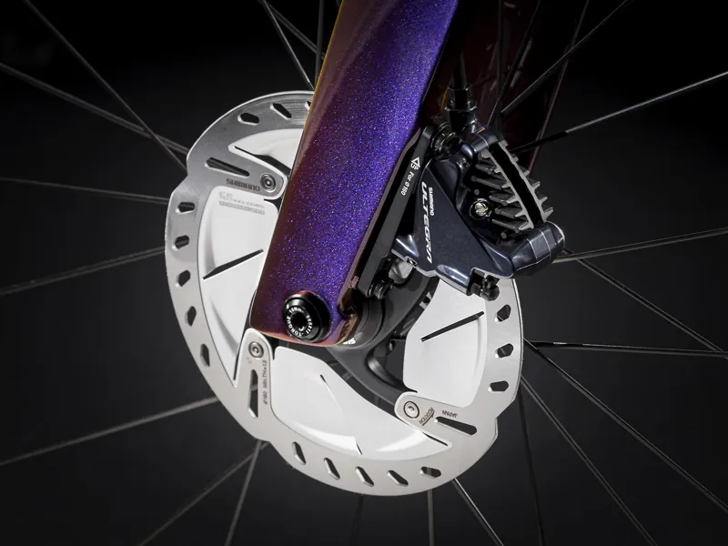 Trek Madone SLR 7 Disc Mens Carbon Aero Road Bike 2020 in Purple-9