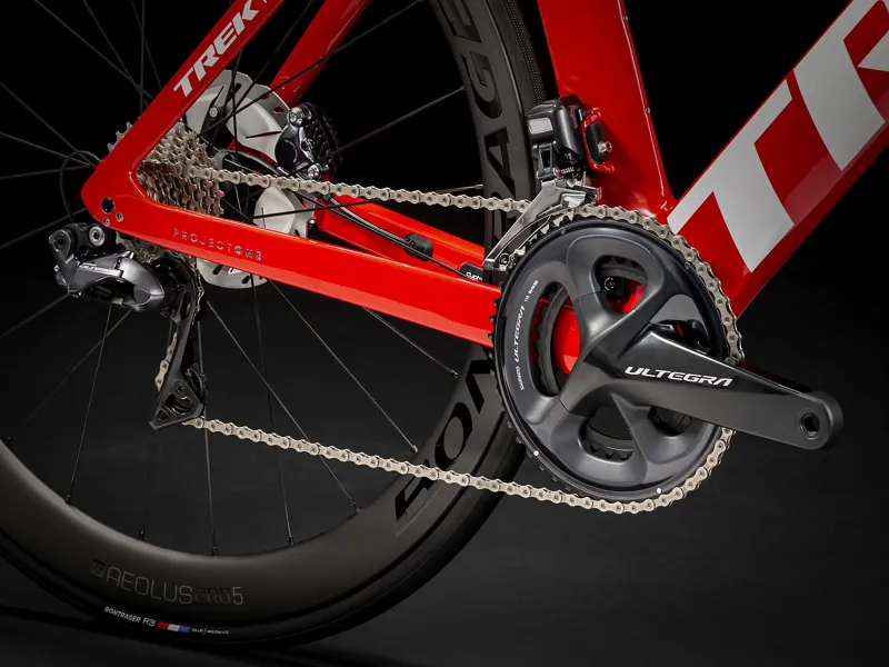 Trek Madone SLR 7 Disc Mens Carbon Aero Road Bike 2020 in Red-9