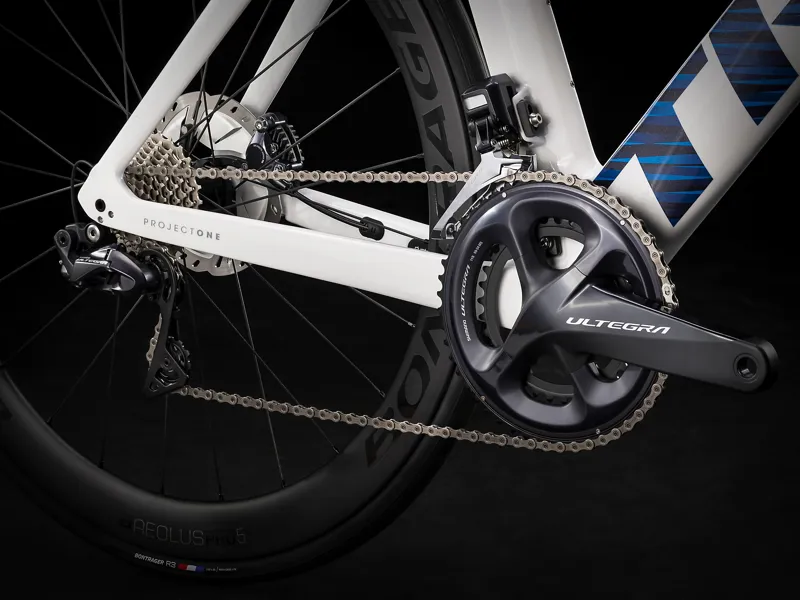 Trek Madone SLR 7 Disc Mens Carbon Aero Road Bike 2020 in White-9