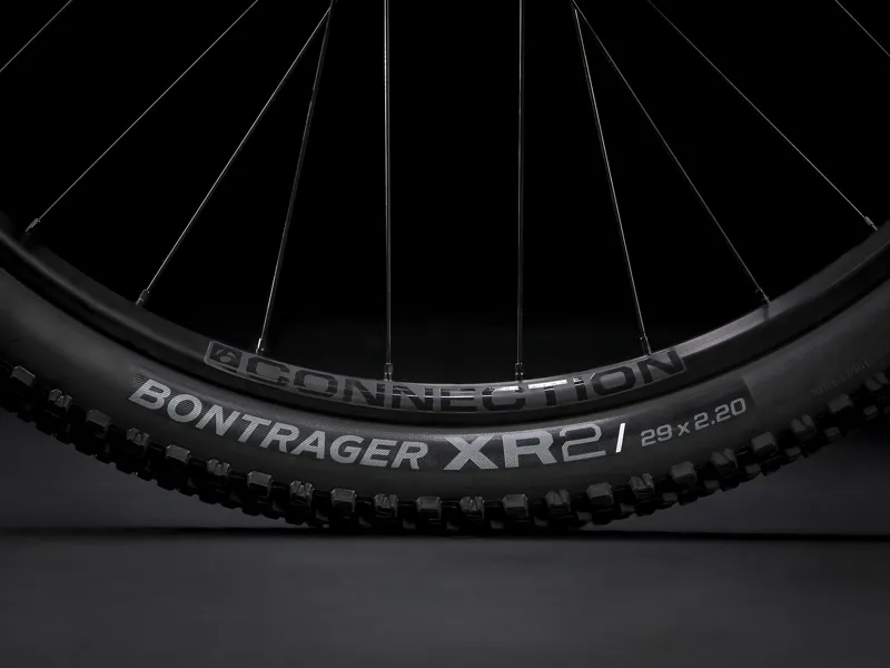 Trek Marlin 6 Hardtail Mountain Bike 2021 in Alpine Blue-4