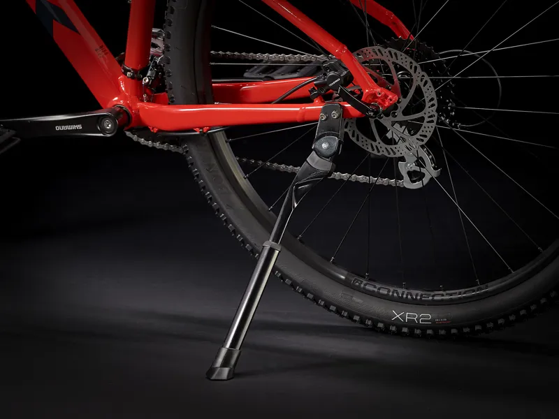 Trek Marlin 6 Hardtail Mountain Bike 2021 in Radioactive Red-10