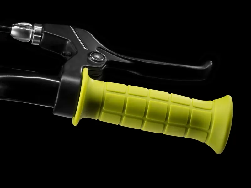 Trek Precaliber 16 Inch Free Wheel Kids Bike 2022 in Black-5