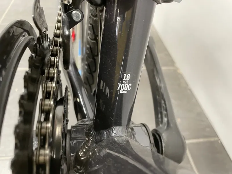 EX-DISPLAY Dawes Discovery Trail Hybrid Bike 18 inch frame 2022 in Dark Grey-1