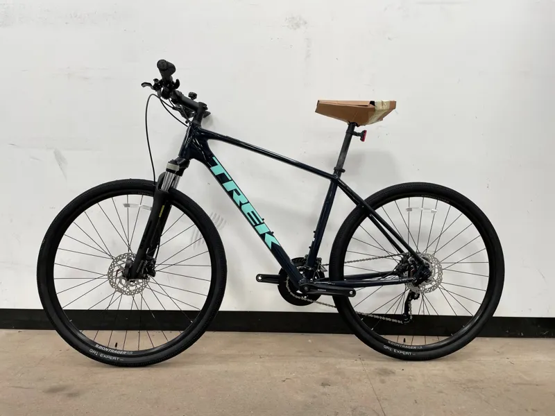 EX-DISPLAY Trek Dual Sport 3 Womens Hybrid Bike Large 2021 in Nautical Navy-1