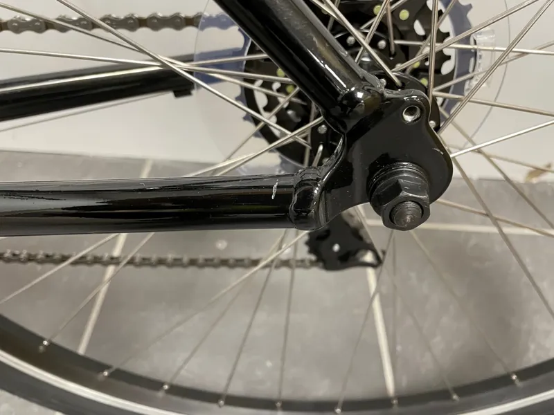 EX-DISPLAY Ridgeback Comet Hybrid Bike Large 2022 in Black-2