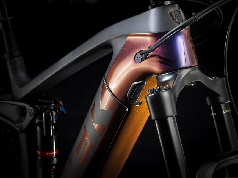 Trek Rail 9.8 Electric Full Suspension Mountain Bike 2021 in Purple-10