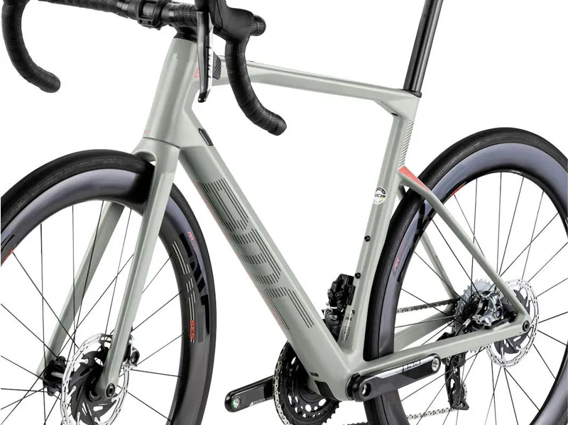 BMC Roadmachine 01 One Mens Sportive Road Bike in Green Sand-4