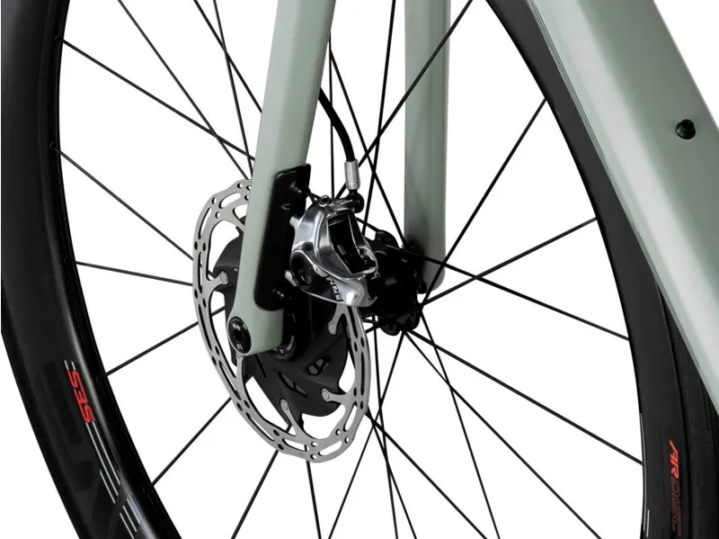 BMC Roadmachine 01 One Mens Sportive Road Bike in Green Sand-8