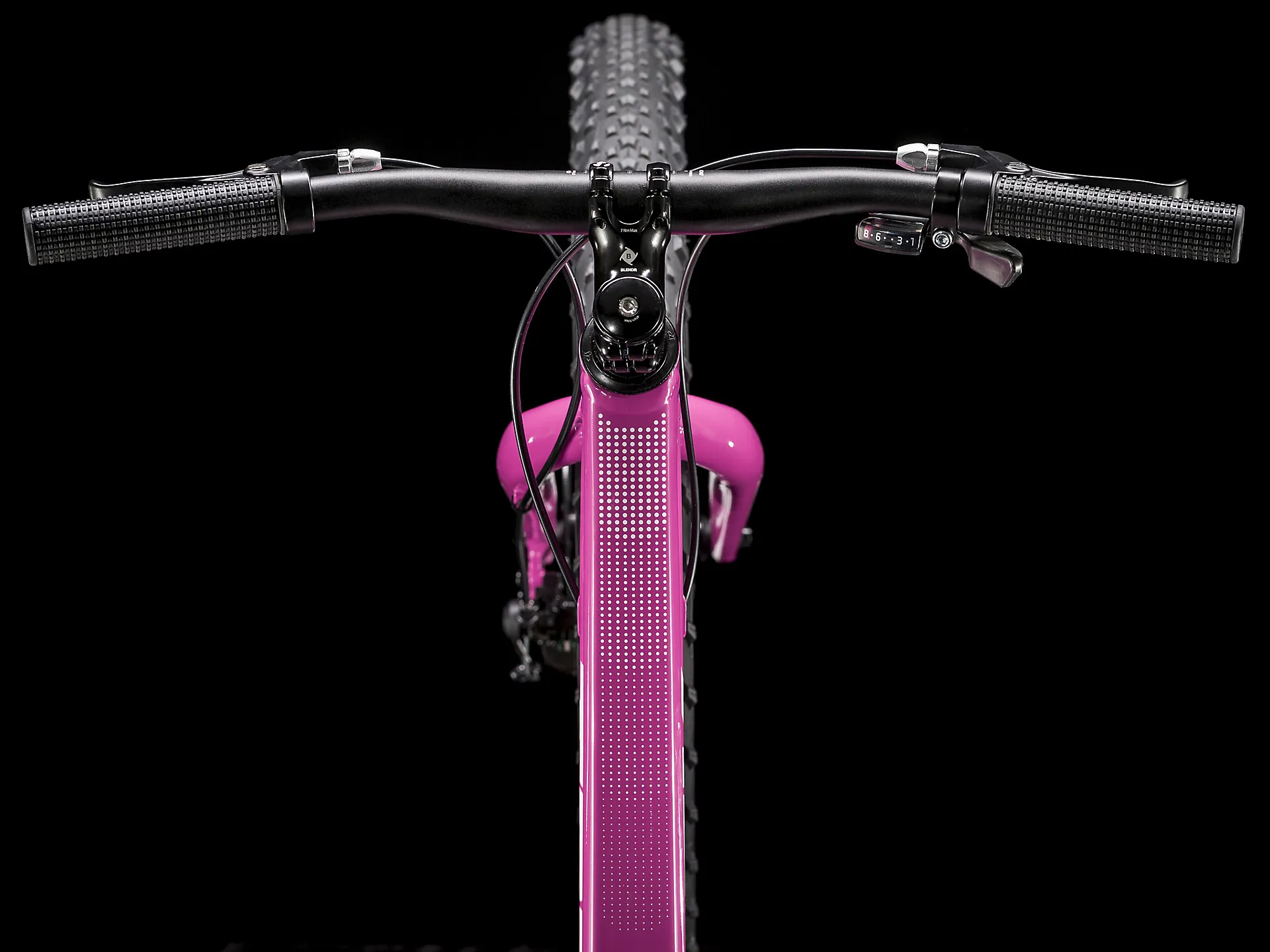 Trek Roscoe 24 inch Wheel Kids Mountain Bike 2020 in Pink