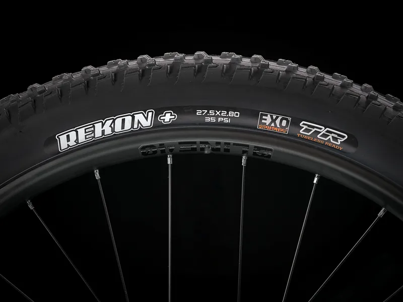 Trek Roscoe 7 Hardtail Mountain Bike 2021 in Factory Orange-5