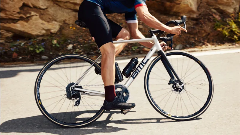 BMC Teammachine ALR Disc One Mens Road Bike in Brushed Aluminium-9