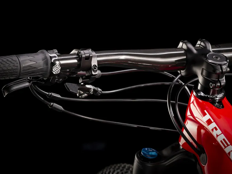 Trek Top Fuel 9.8 XT Mens Full Suspension Mountain Bike in Viper Red-5