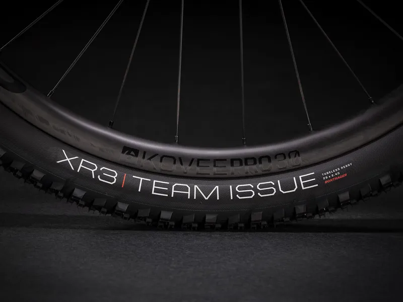 Trek Top Fuel 9.9 XTR Mens Full Suspension Mountain Bike in Viper Red-6