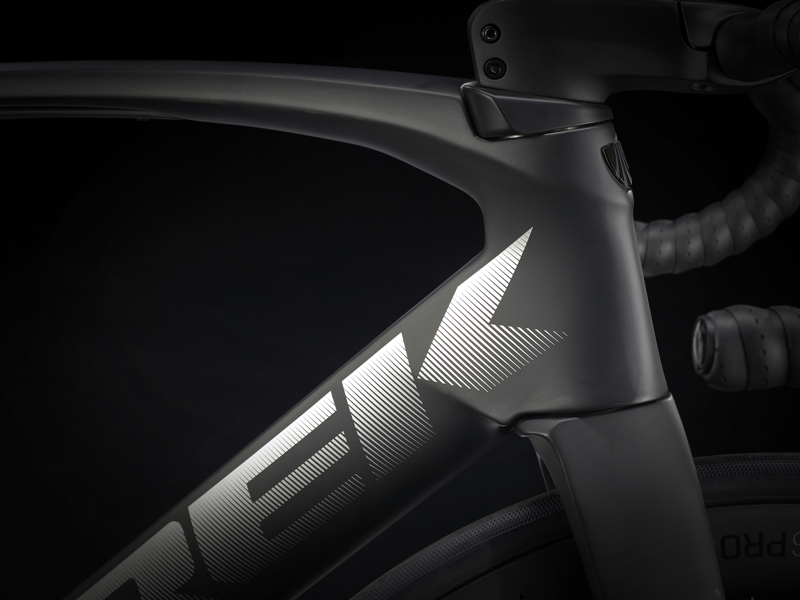 Trek Madone SLR 7 eTap Disc Carbon Road Bike 2021 in Grey-3