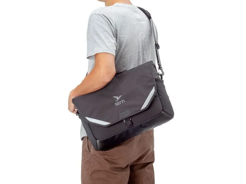 Tern Go-To Messenger Bag Black 15 litre-1