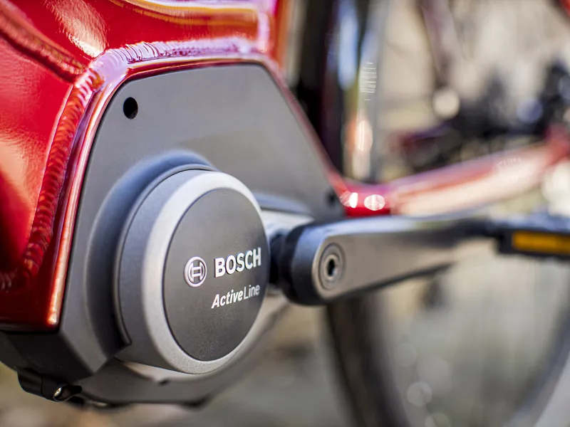 Trek Verve+ 1 Lowstep 400Wh Electric Hybrid Bike 2021 in Rage Red-2