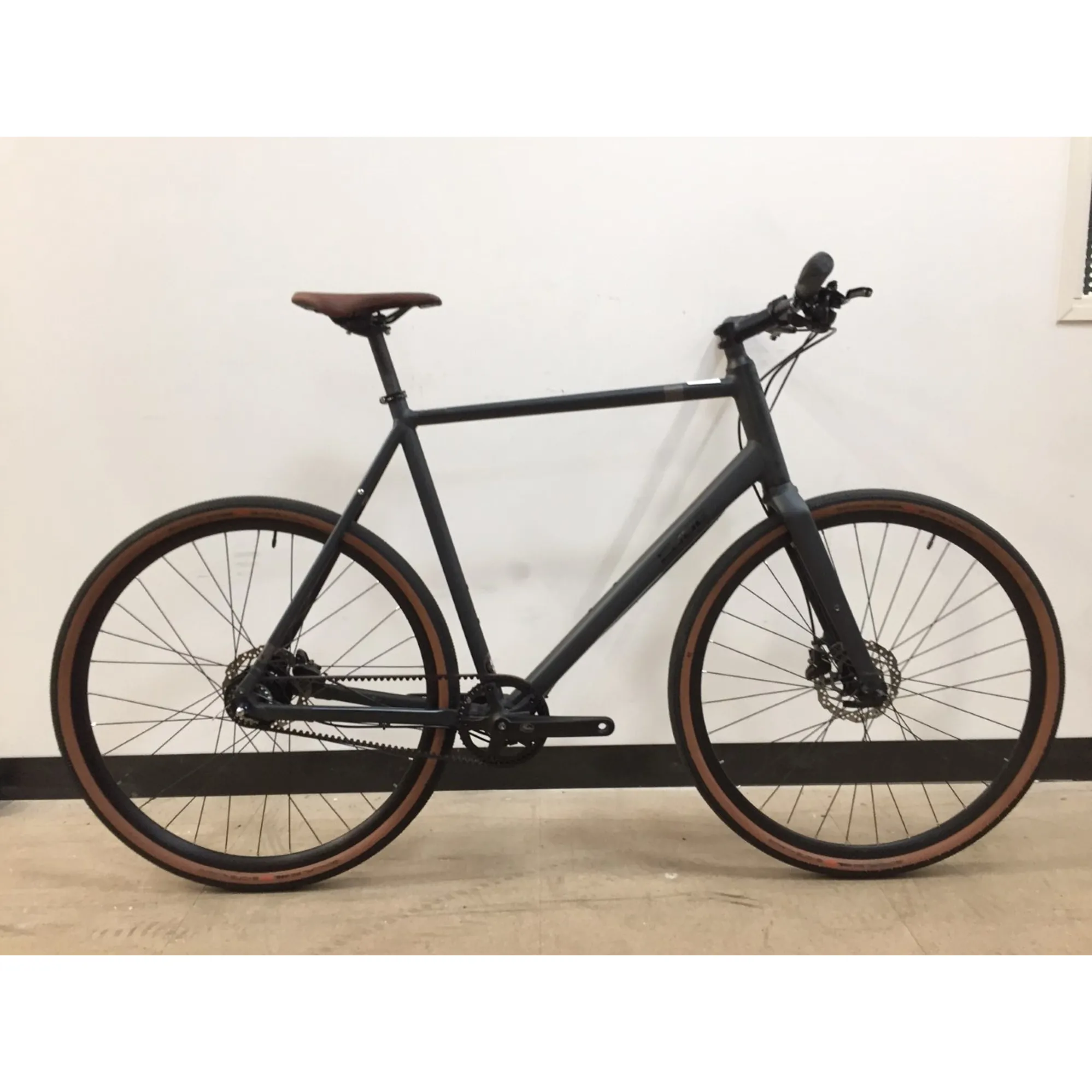 EX-Display Cube Hyde Race X-Large Hybrid Bike 2022 in Iridium