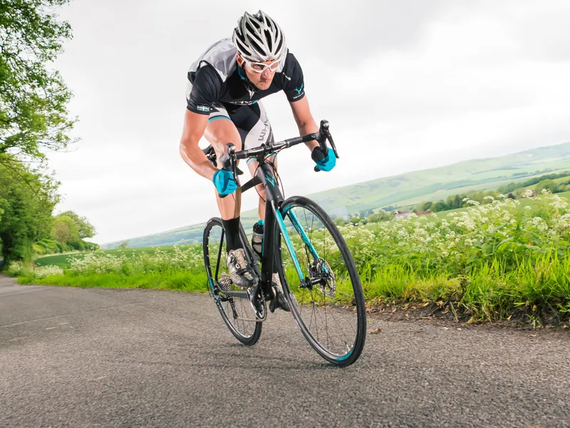 Whyte Stowe Rival Carbon Road Bike in Carbon/Aqua-2