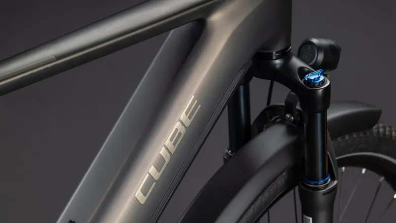 Cube Touring Hybrid Comfort SLX 800 Electric Hybrid Bike 2026 in Charcoal/Chrome-2