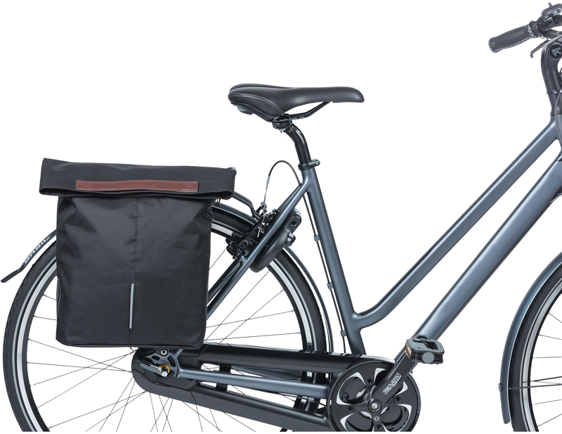 Basil City Bicycle Shopper 14-16L in Black-5