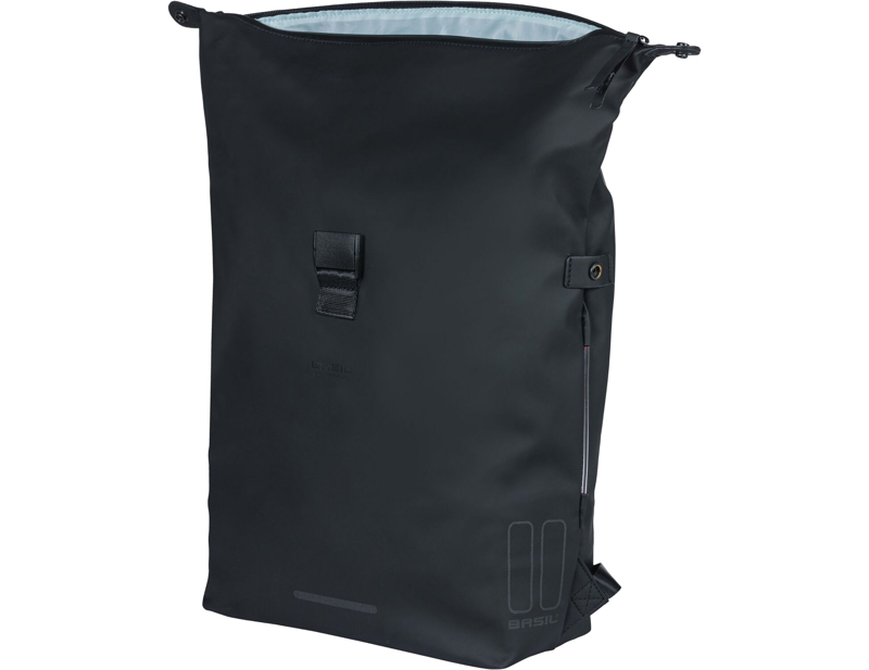 Basil SoHo Bicycle Backpack Nordlicht 17L in Night Black-4