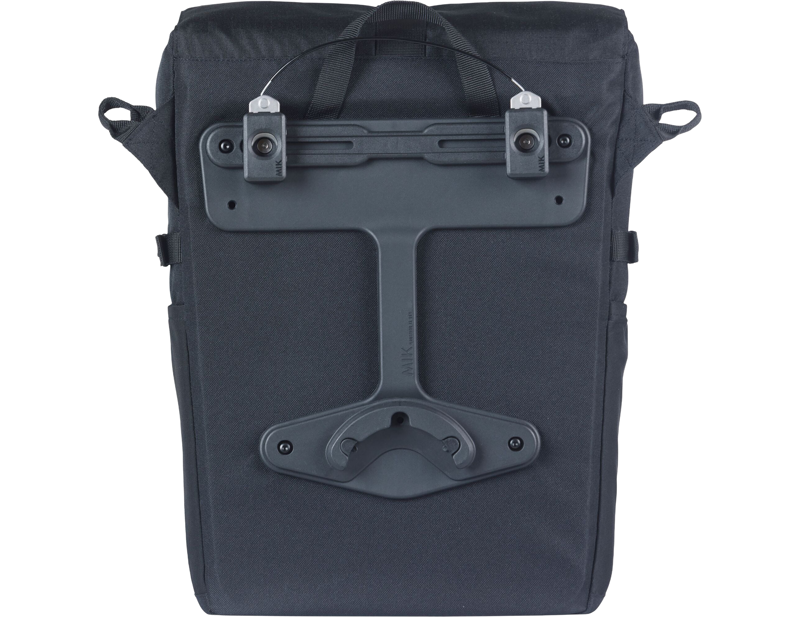 Basil Move Commuter Bicycle Bag MIK Studs 15L in Black-2